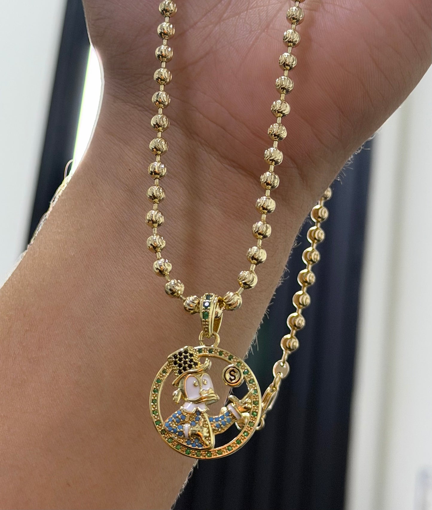 Cadena militar diamantada con dije Mac pato circular