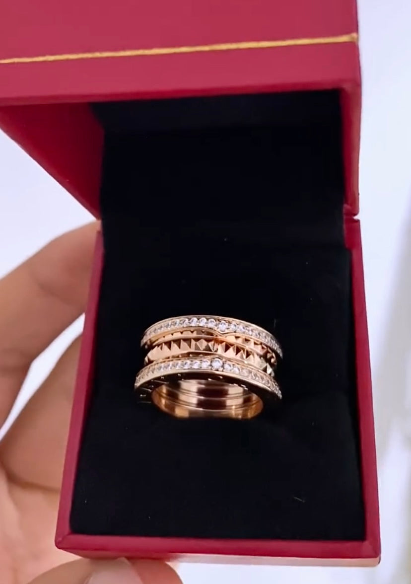 Argolla Bvlgari dimantada oro rosa